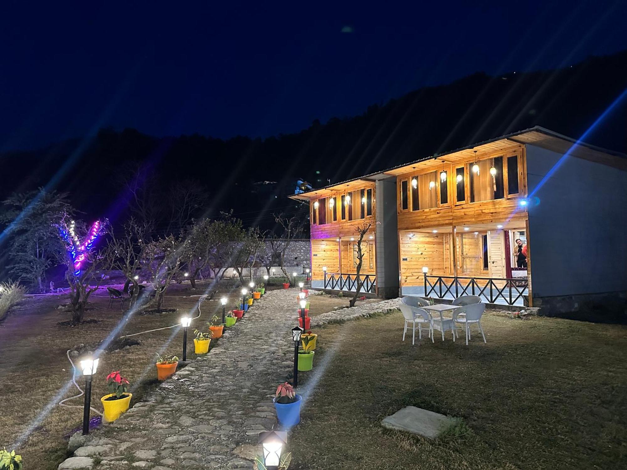 Cabana Riverside Resort - Kainchi Dham Nainital Exterior foto
